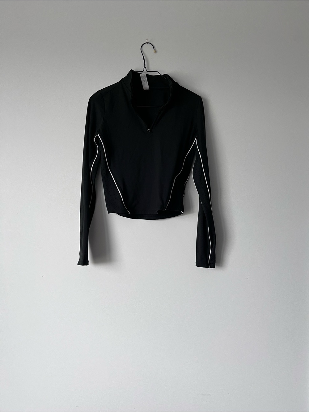 90 Degree By Reflex Black Long-Sleeve Half-Zip Top with White Piping
